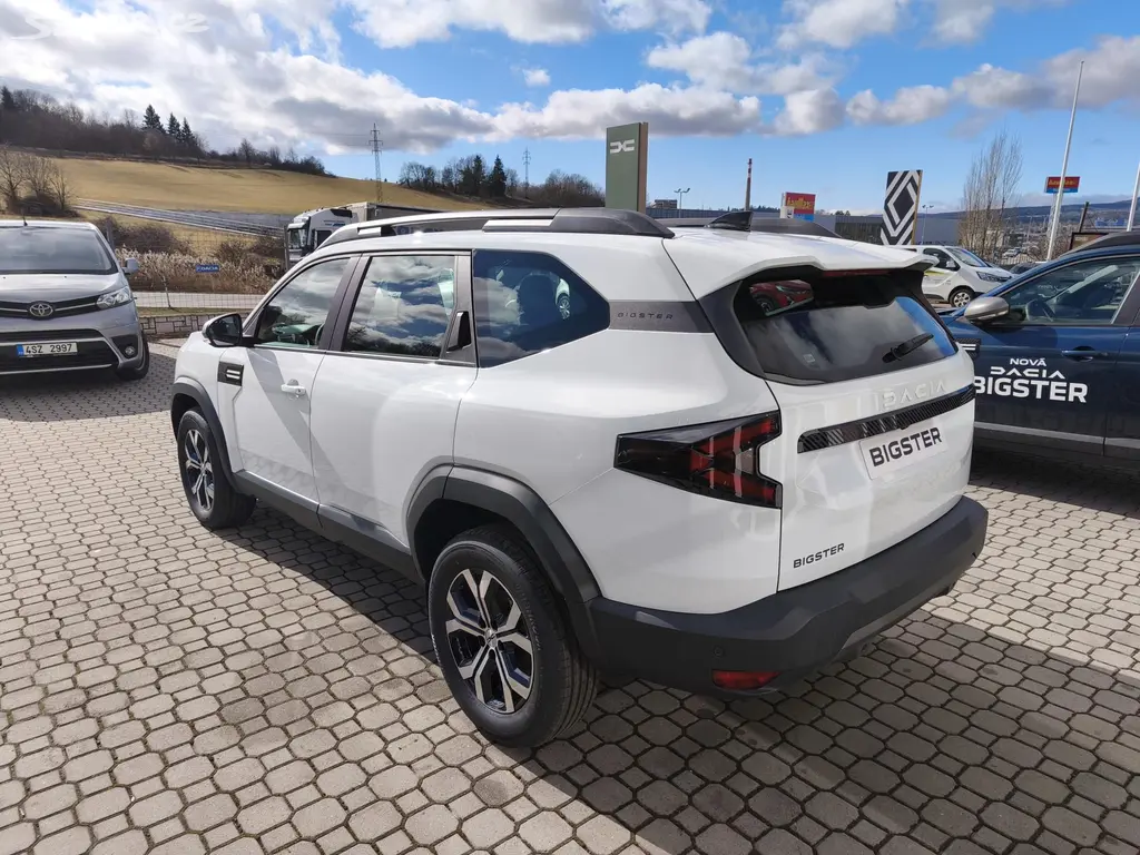 Dacia Bigster, expression mild hybrid-G 140 - fotka 6