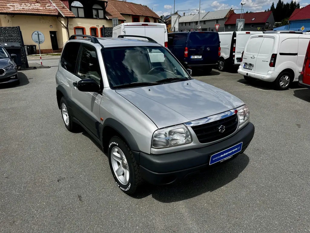 Suzuki Grand Vitara, 1.6i 69 kw 4x4 - fotka 4