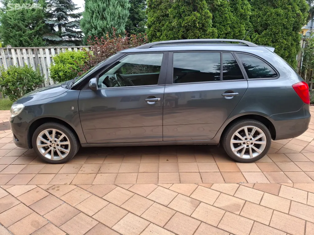 Škoda FABIA II.COMBI 1.2 TSI 77kw - fotka 2
