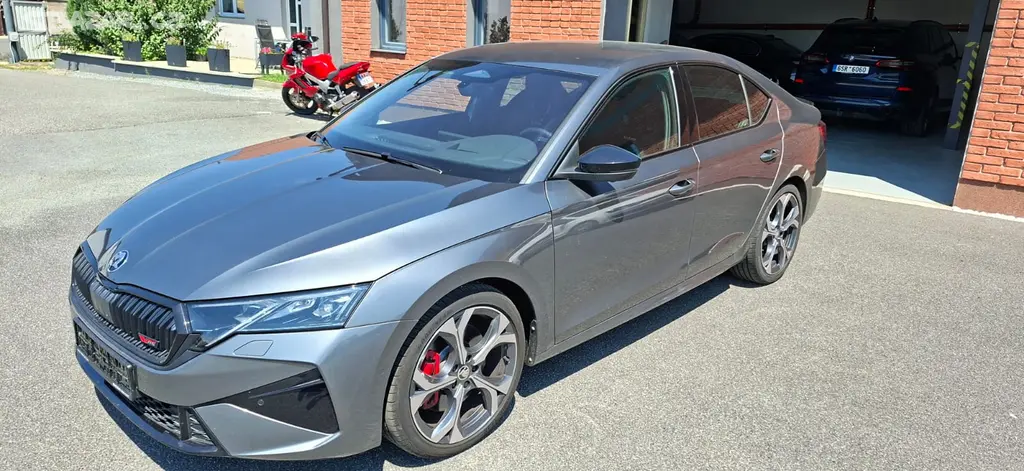 Škoda Octavia, RS 2.0TDi 195KW DSG