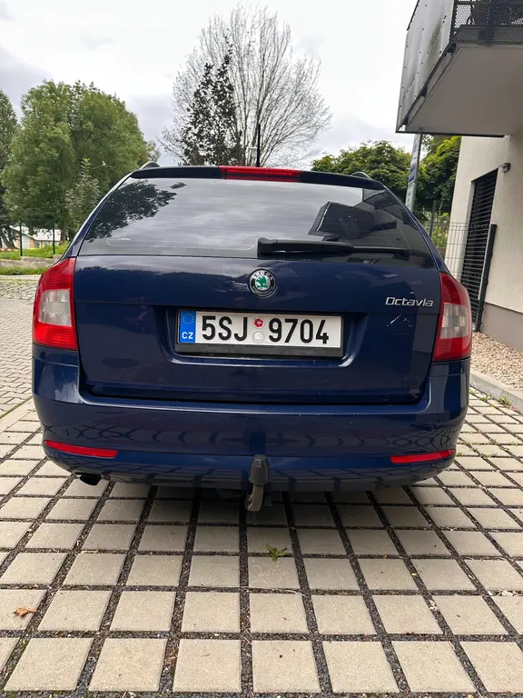 Škoda Octavia II, 1.6TDI 77 kW, 2013 - fotka 2
