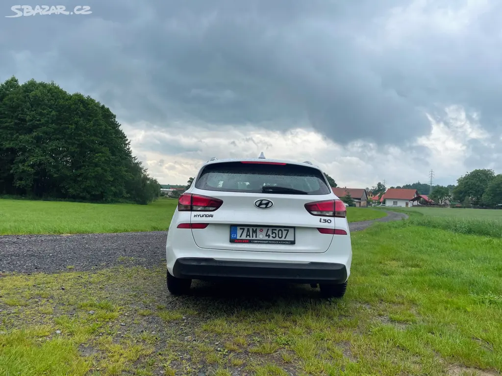 Hyundai i30 2019 - fotka 4