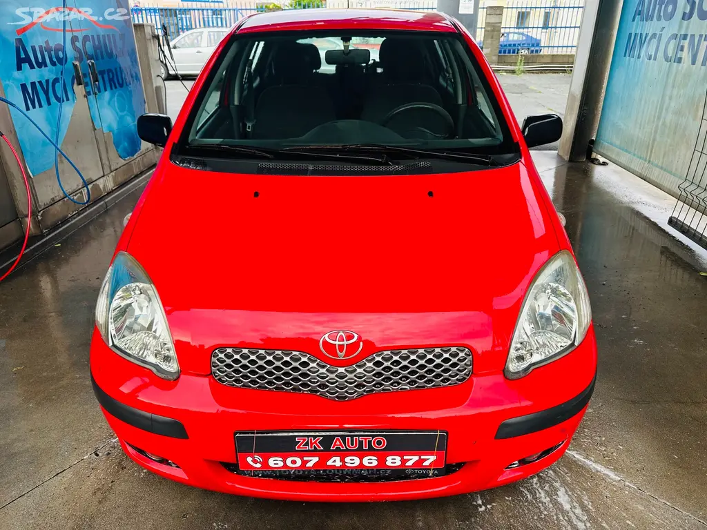 Toyota Yaris 1.0 (48kw) - - fotka 2