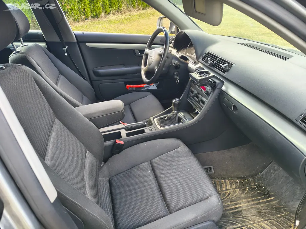 Audi A4 Avant 2.0 benzin - fotka 3