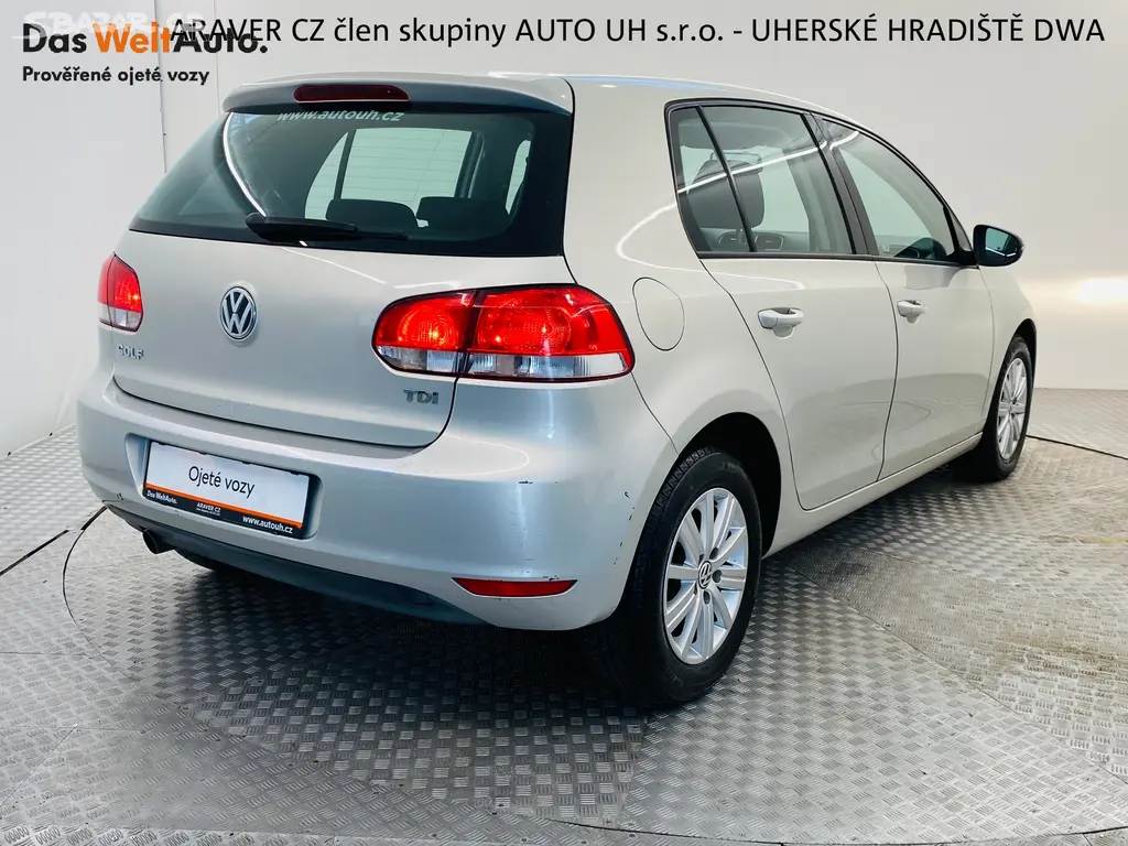 Volkswagen Golf, 1.6 TDI 77kW - fotka 2