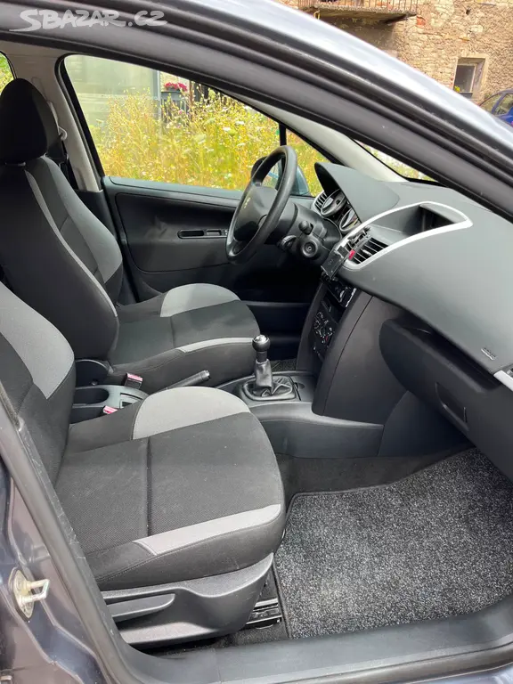 Peugeot 207 1.4 - fotka 6