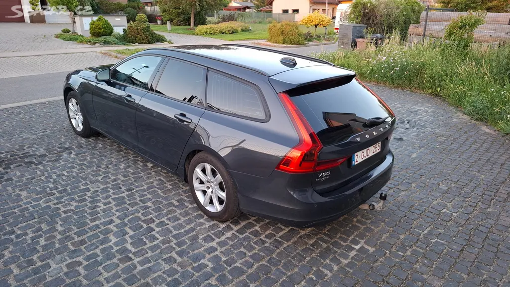 Volvo V90 2.0 D3 nízký nájezd !! - fotka 6