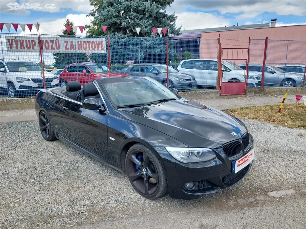 BMW Řada 3, 3,0 i 335 E93 cabrio - fotka 3