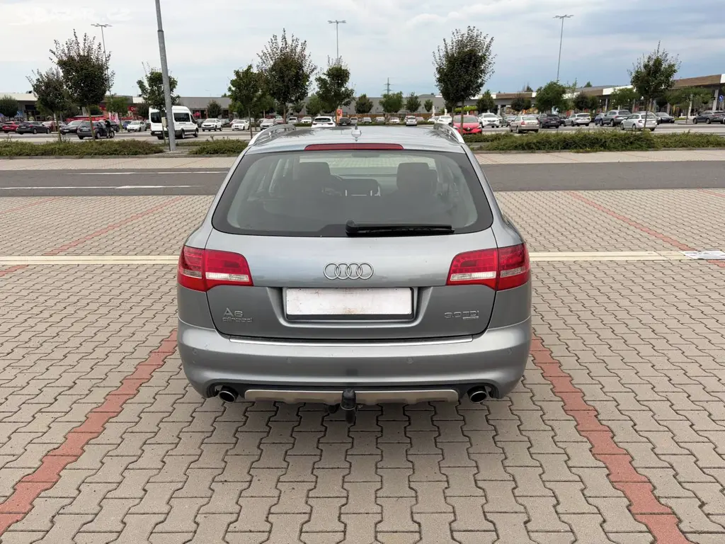 Audi A6 Allroad 3.0 TDi 176kw 4x4 TZ serviska - fotka 4