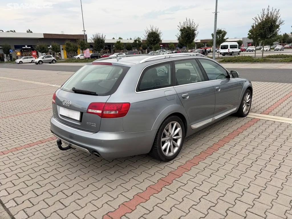Audi A6 Allroad 3.0 TDi 176kw 4x4 TZ serviska - fotka 3
