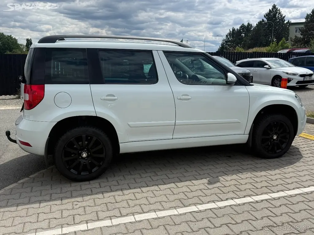 Škoda Yetti 2.0 TDI 103 KW 4x4 DSG 2015 xenony - fotka 3