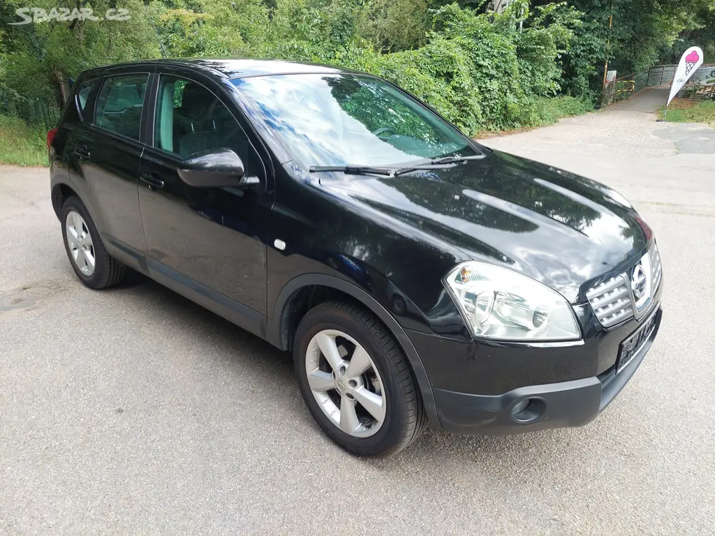 Nissan Qashqai 1.6, 84kw, benzín, rok 2009. - fotka 6