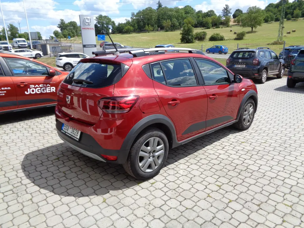 Dacia Sandero, Stepway Comfort TCe 90 - fotka 6