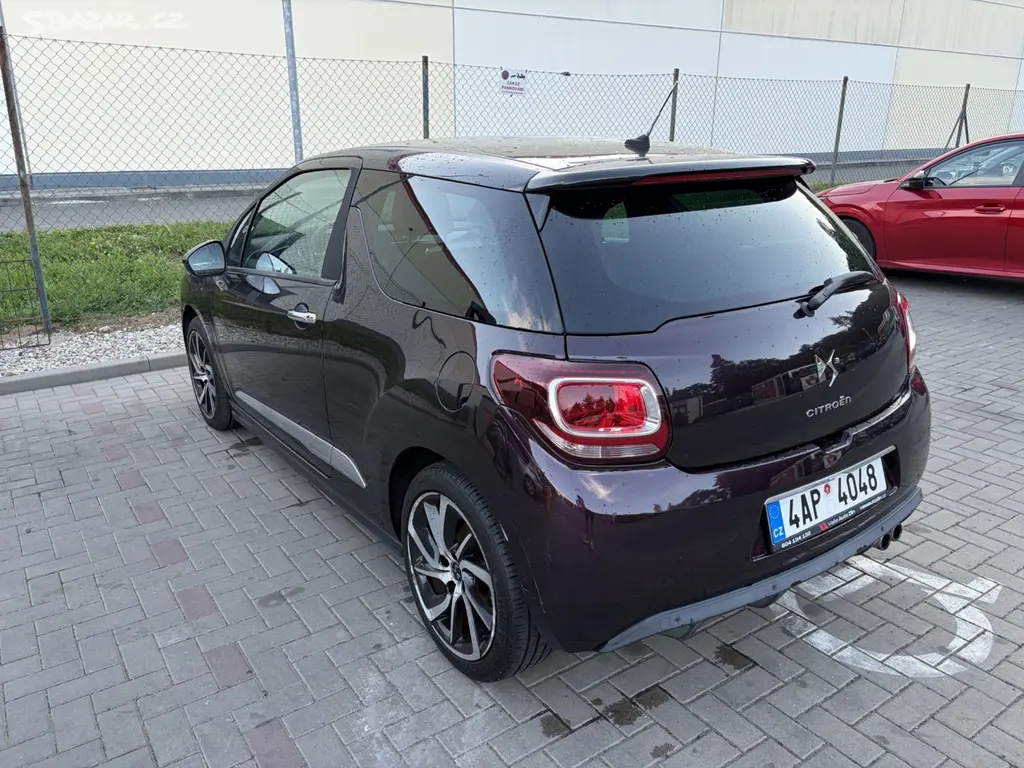 Citroën DS3 1.6 THP Sport Chic - fotka 4