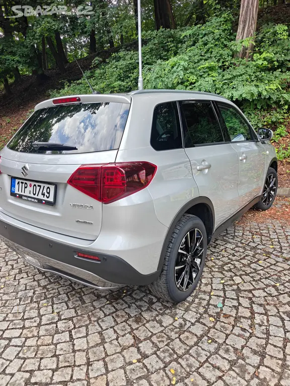 Suzuki Vitara 1.4 Booster Jet 4x4 Premium - fotka 6