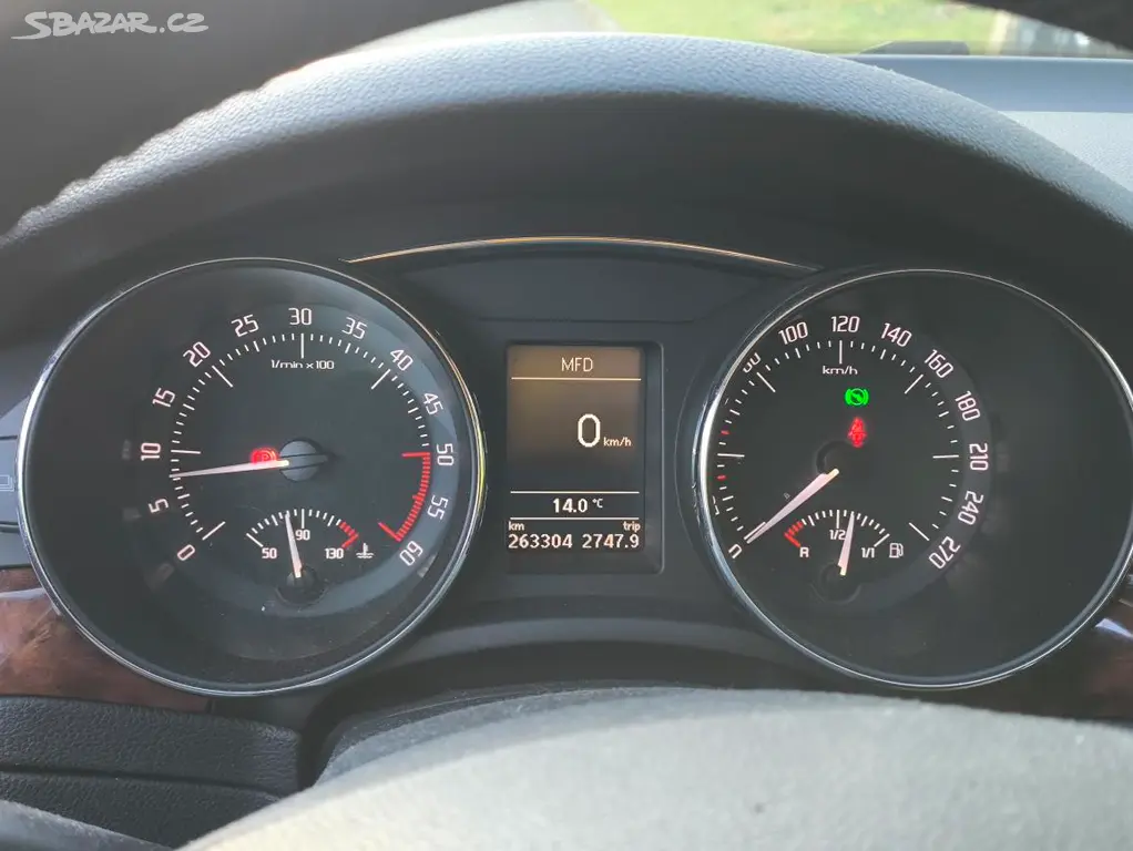Škoda Superb, 2.0. TDI Combi DSG 125 KW - fotka 5