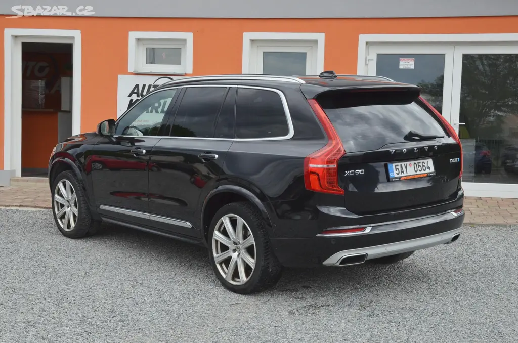 Volvo XC90, D5 AWD 173kW INSCRIPTION 7míst - fotka 4