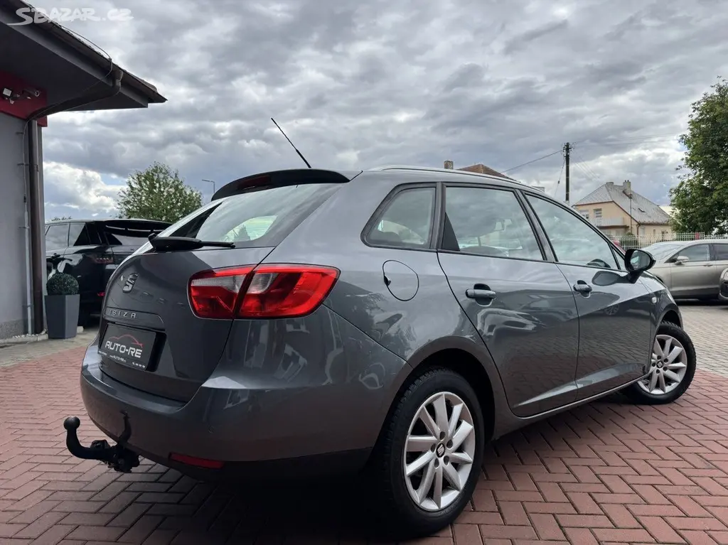 Seat Ibiza, 1.4i 16V Navi Digi Klima - fotka 2