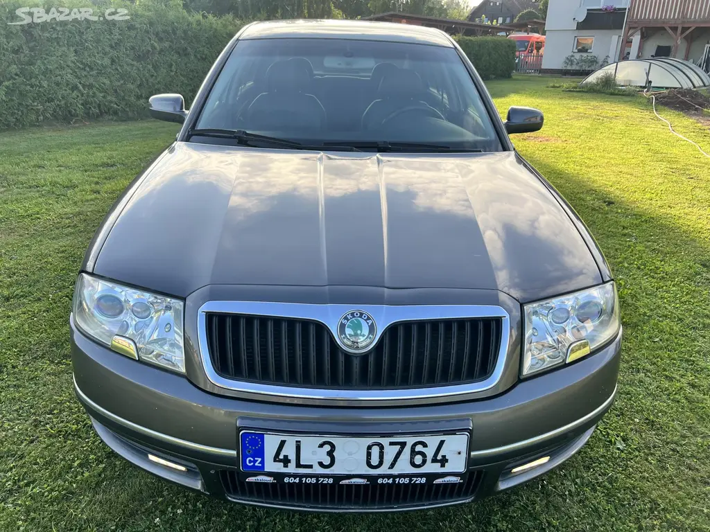 Škoda Superb, 1.9TDI 96KW,KůŽE,XENONY,TZ - fotka 2