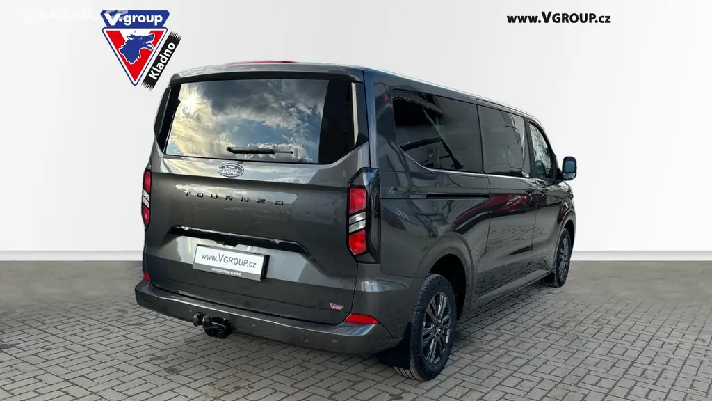 Ford Tourneo Custom, 2.0 170k L2 Titanium Winter - fotka 4