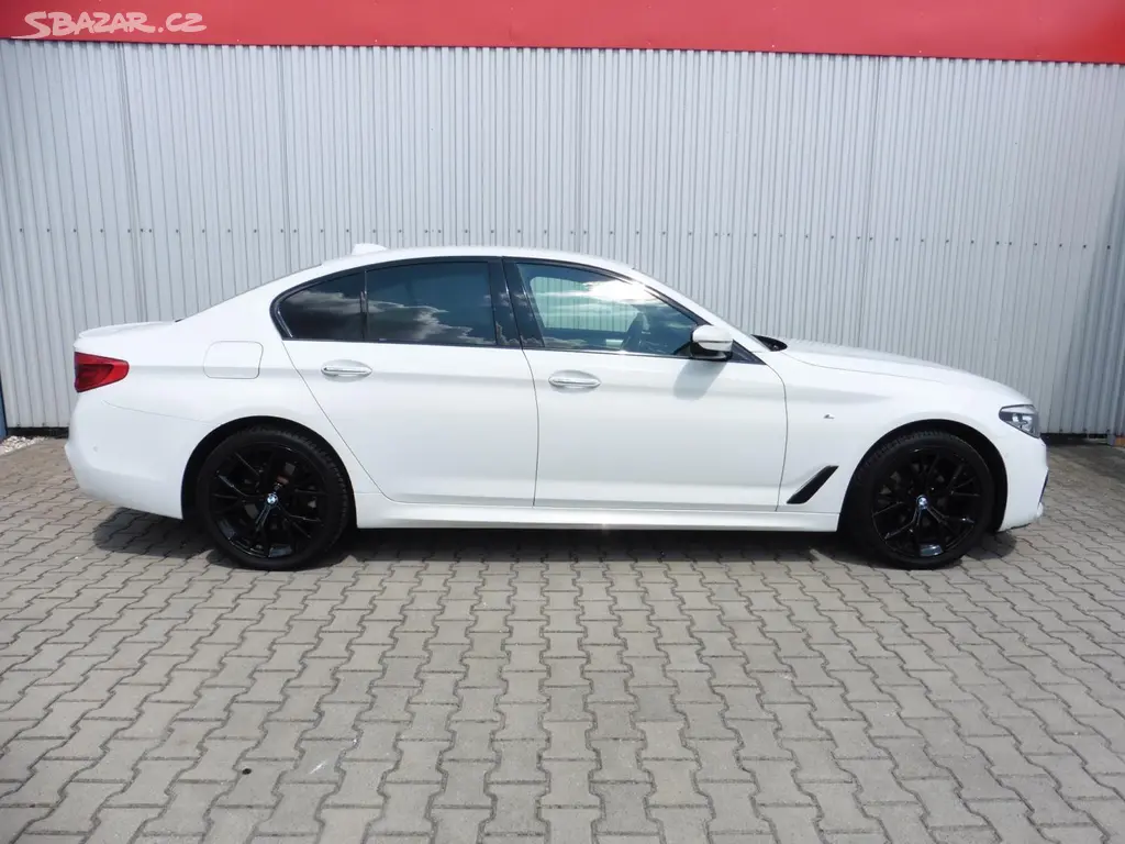BMW Řada 5, 520d xDrive M-Paket Navi - fotka 6
