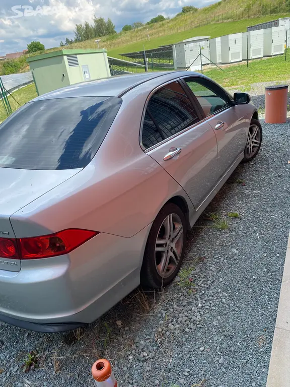HONDA ACCORD - fotka 3