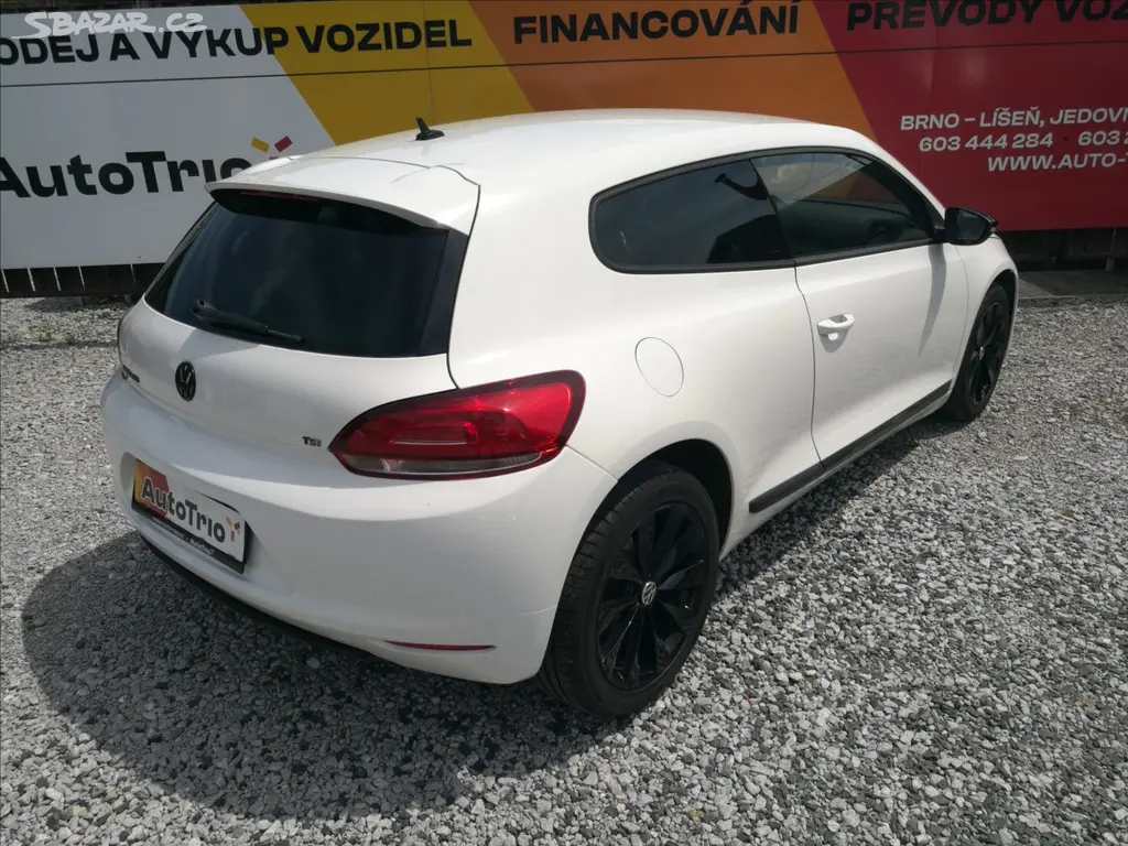 Volkswagen Scirocco, 1,4 TSI aut.klima - fotka 3