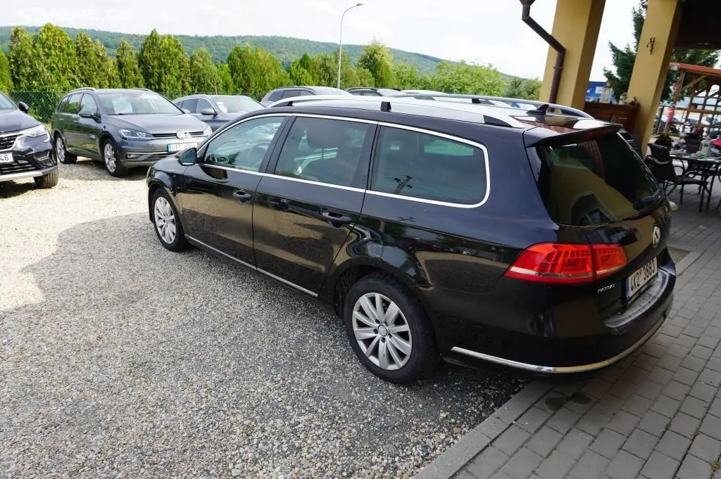 Volkswagen Passat, 2,0 Comfort - fotka 6