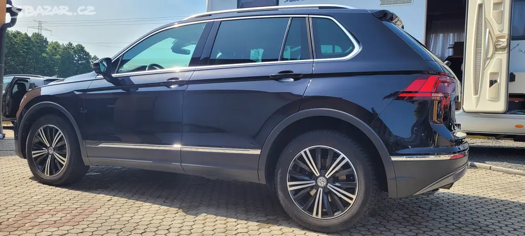 VW Tiguan 1,4TSi 110kW DSG 4x4 Highline FuLLed - fotka 5