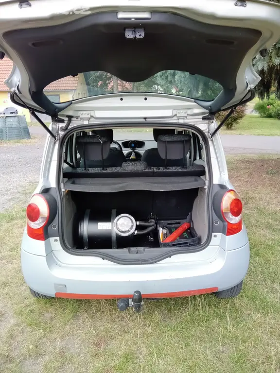Renault Modus 1.2 LPG, nádrž 2034, STK 2028 - fotka 4