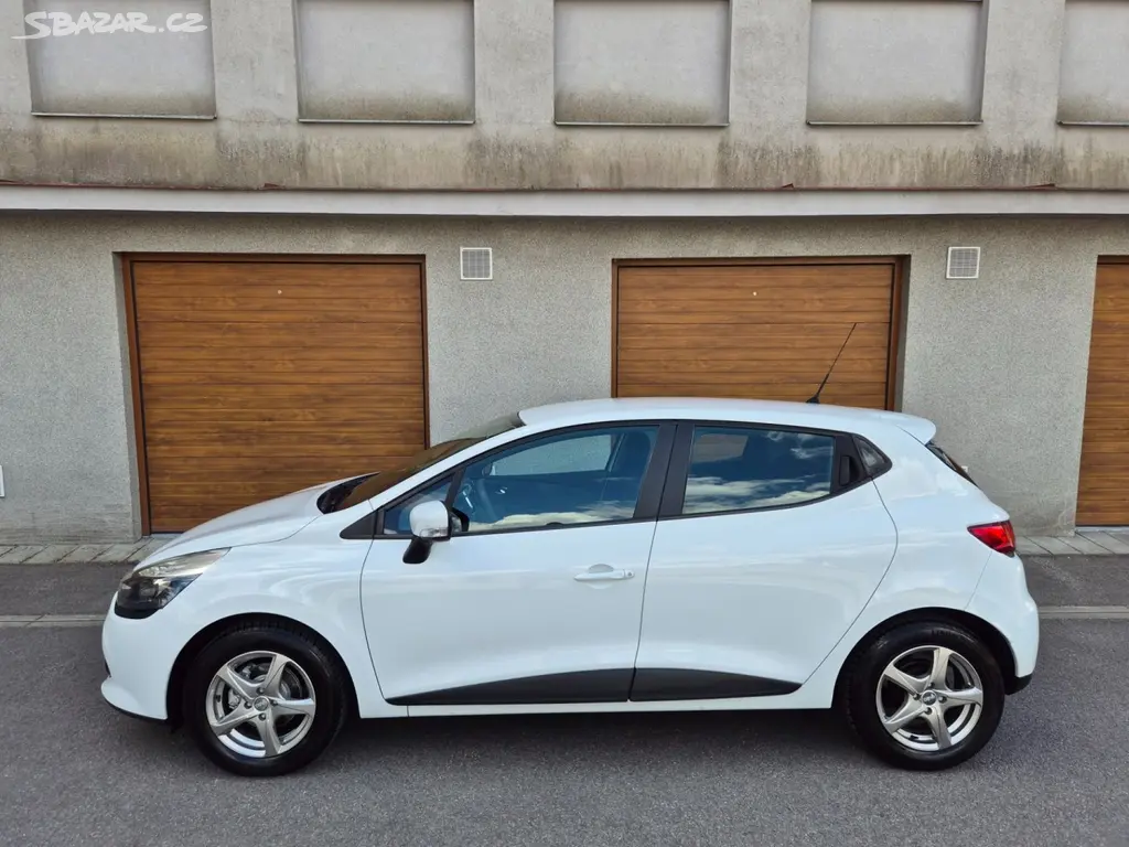 Renault Clio, 1.2 16V 54kW klima Serv.kniha - fotka 6