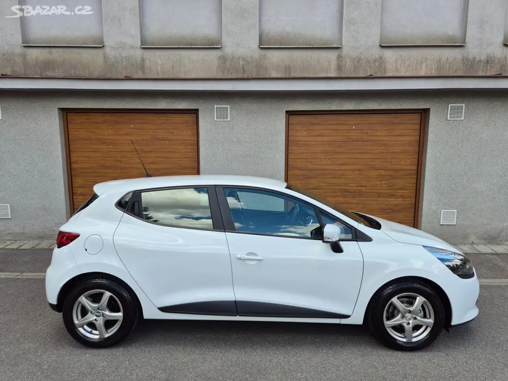Renault Clio, 1.2 16V 54kW klima Serv.kniha - fotka 2