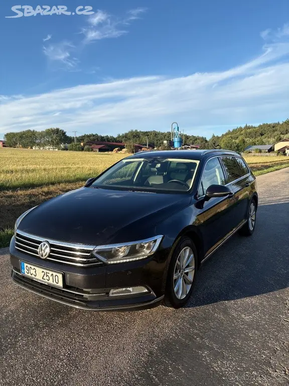 Volkswagen Passat 2,0 TDI Highline/LEDER/LED/ACC - fotka 2