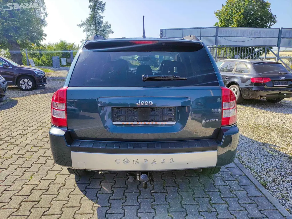JEEP COMPASS 2.4i 16V VVT LIMITED,ZÁVĚS,ALU,KLIMA - fotka 5