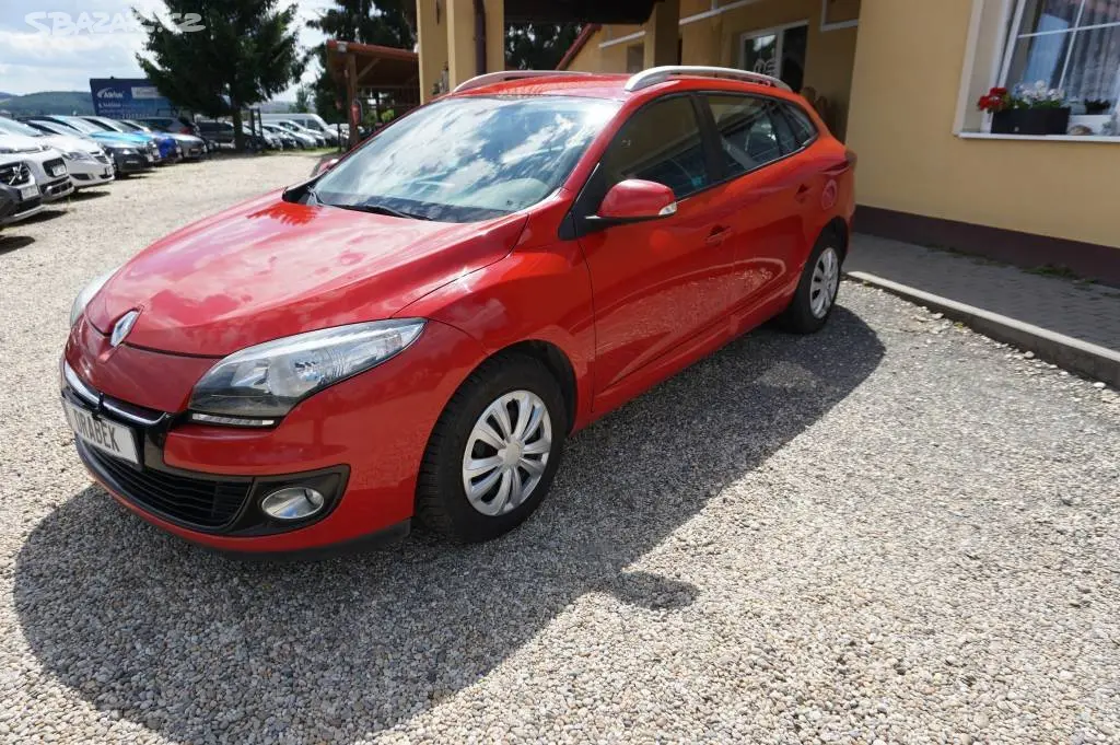 Renault Mégane, 2, MAJITEL NOVÉ V ČR - fotka 2