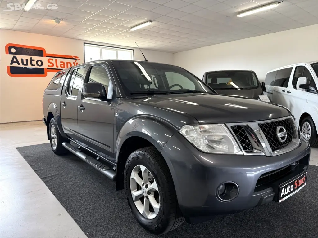 Nissan Navara, 2,5 dCi 140kW,Hardtop,po servi - fotka 2
