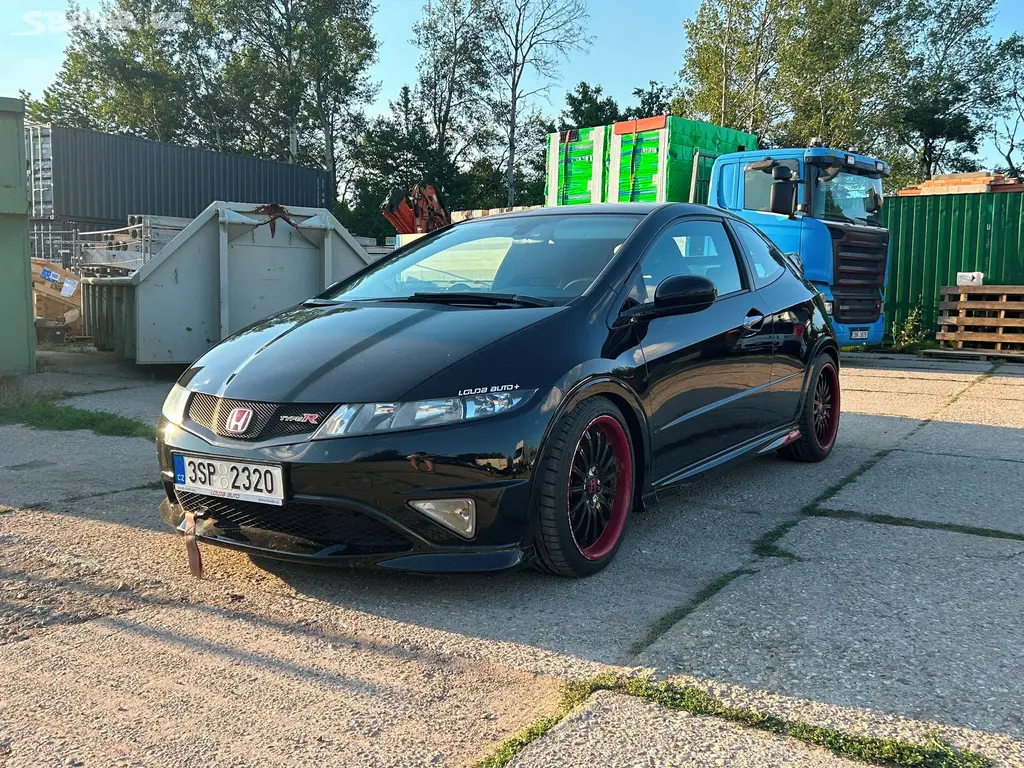 SportType R vzhled, Honda Civic 2.2 i-CTDi,103 kW