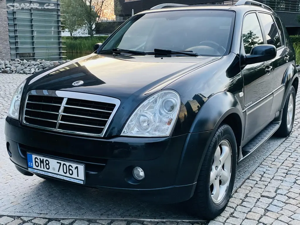 SsangYong Rexton, 2.7XDi 4x4 AUT VÝHŘEV KAMERA - fotka 4