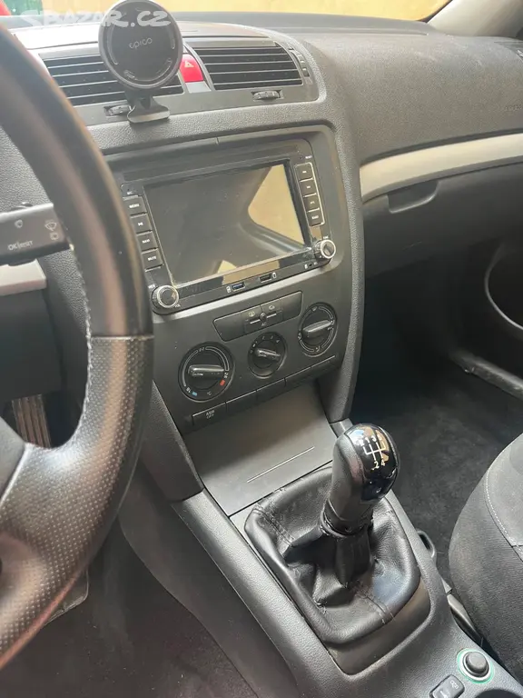 Škoda Octavia II 1.9 TDI 77 kW 2006 - fotka 6