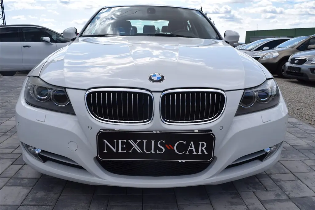 BMW Řada 3, 2,0 i 105KW PO SERVISE TOP! - fotka 2