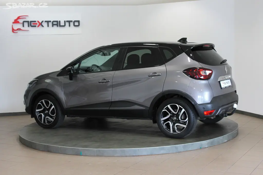Renault Captur, 1.3 TCe 110kW AUTOMAT, BOSE - fotka 3