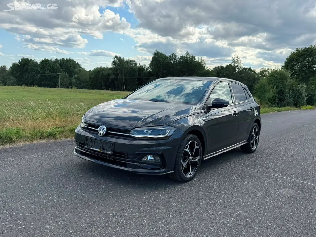 Volkswagen Polo 1.6 TDI DSG R-Line 1.Majitel LED - fotka 2