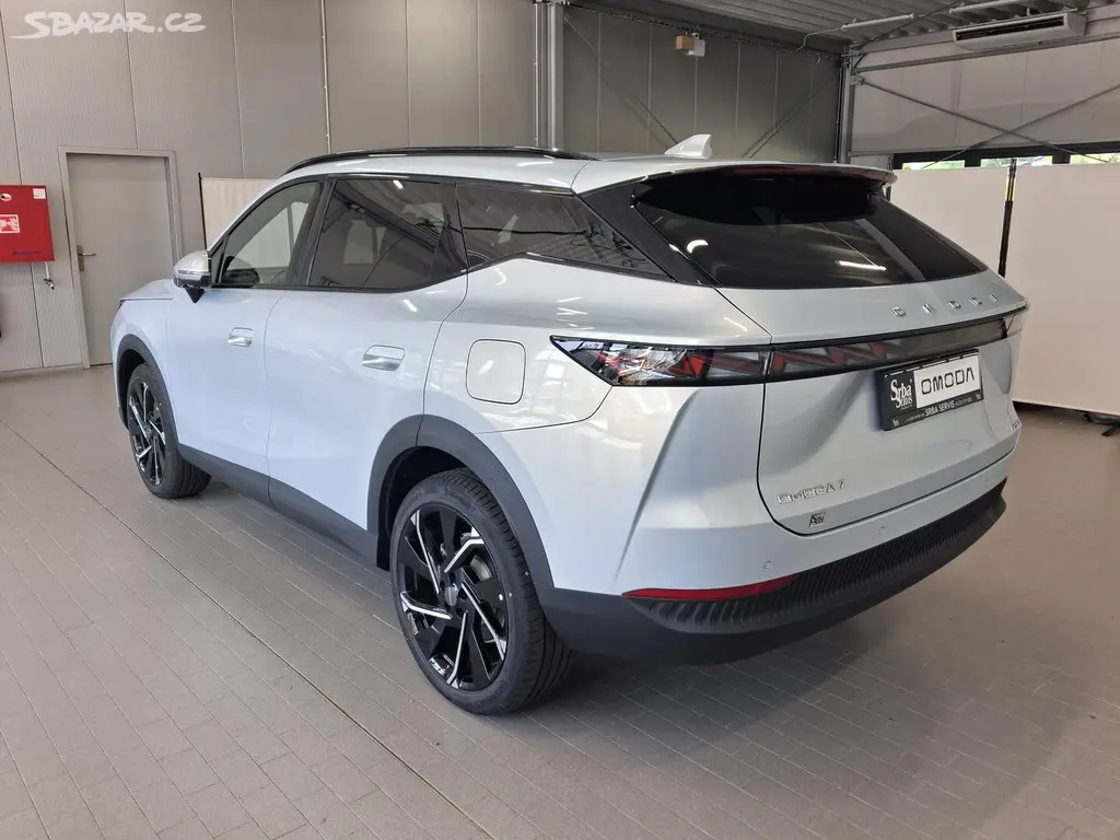 Omoda 7, OMODA PHEV Luxury - fotka 3