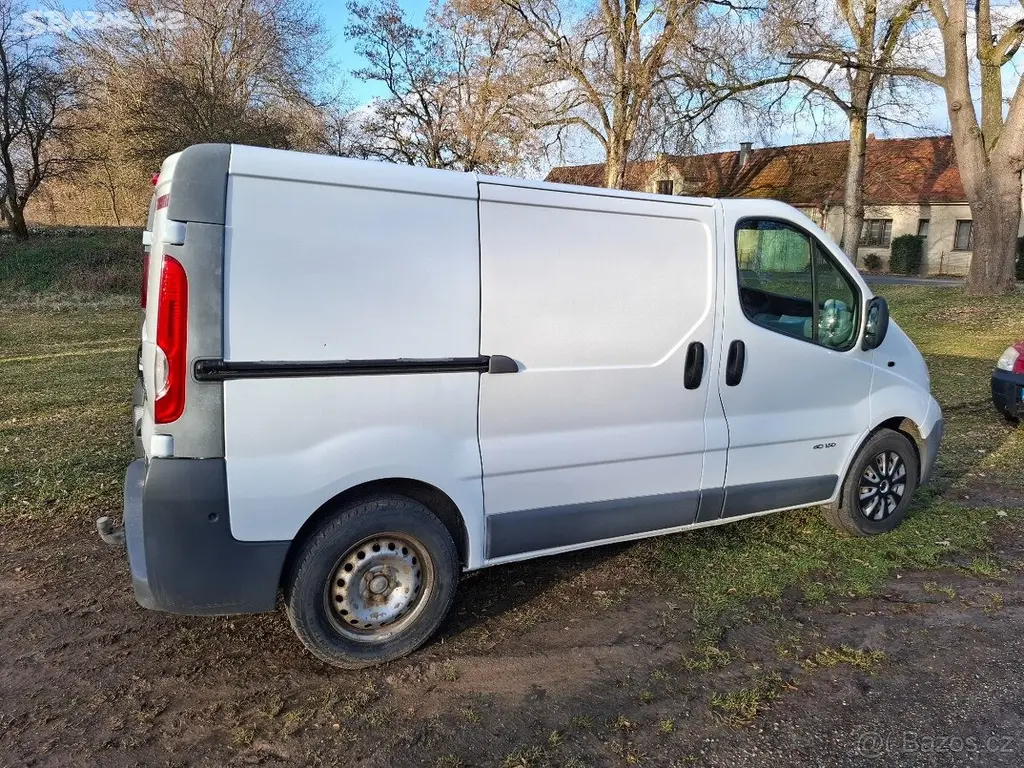 Nissan Primastar 2,5 - fotka 4