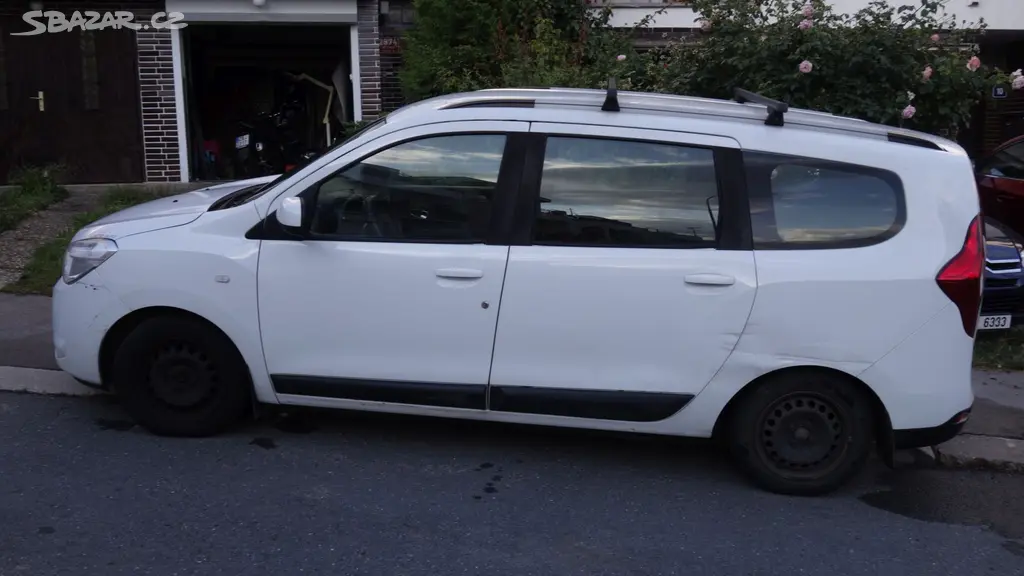 Dacia Lodgy 1.6 SCe, 2018, STK 07/2027 - fotka 3