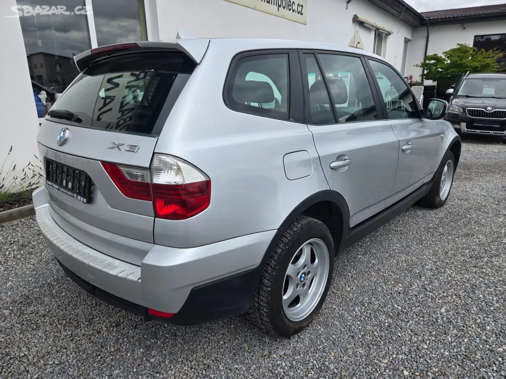 BMW X3, XDrive 18d TOP - fotka 3
