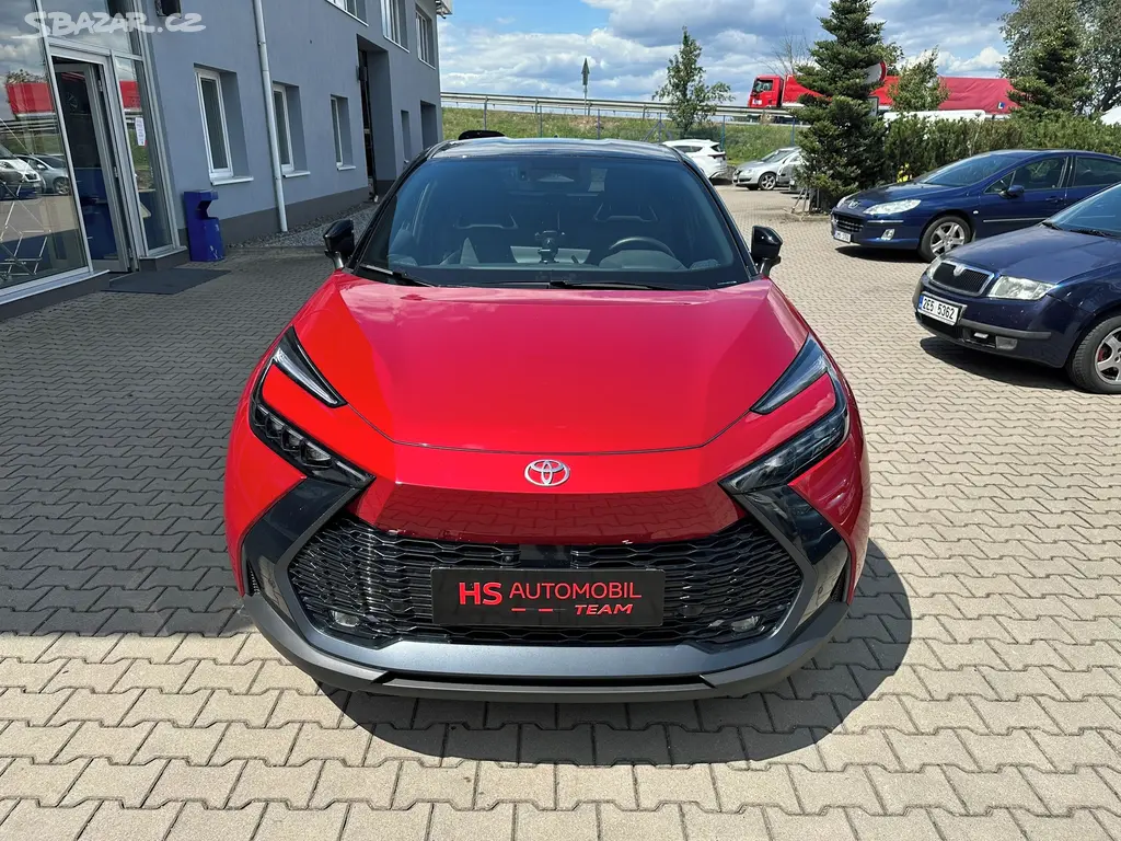 Toyota C-HR, 2,0 Plug-in Hybrid 164kW - fotka 3