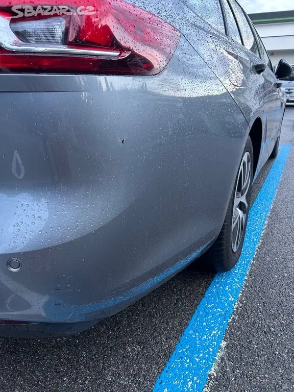 Opel Insignia 1,6 Sport Tourer, rok 2018 - fotka 6