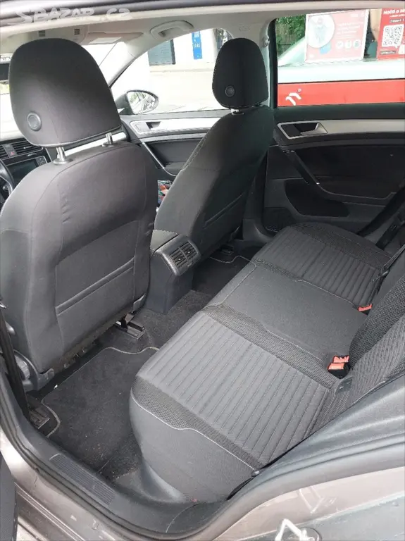 Volkswagen Golf 1,4 TSI 103 kW, 97.000 km - fotka 4