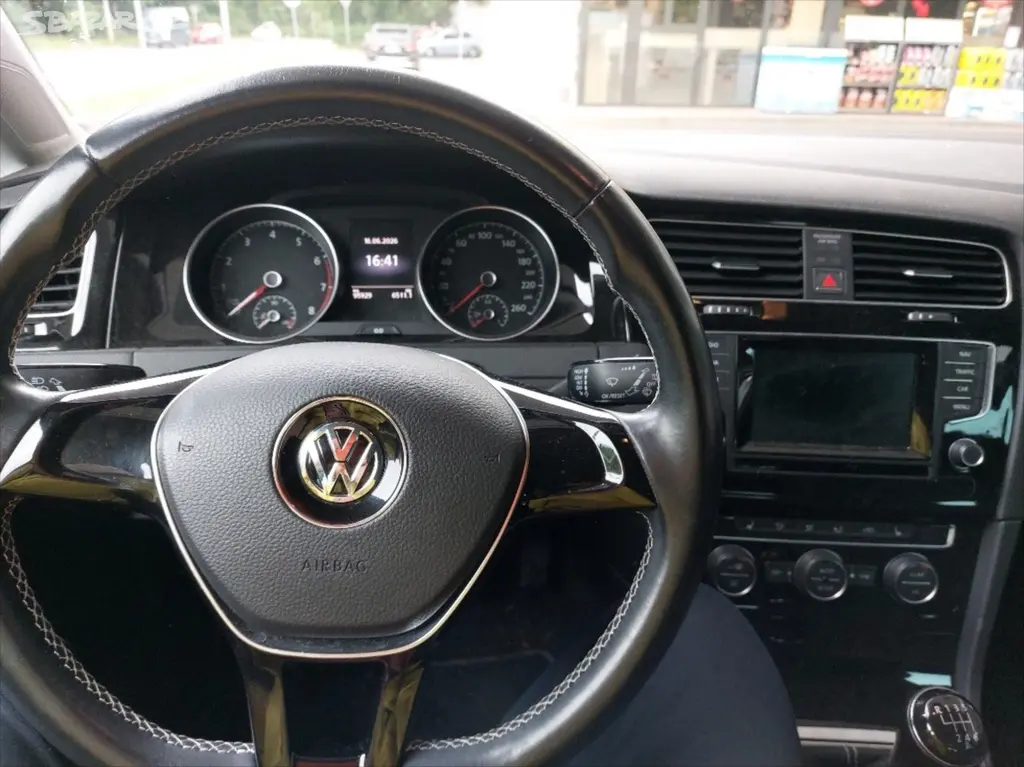 Volkswagen Golf 1,4 TSI 103 kW, 97.000 km - fotka 3